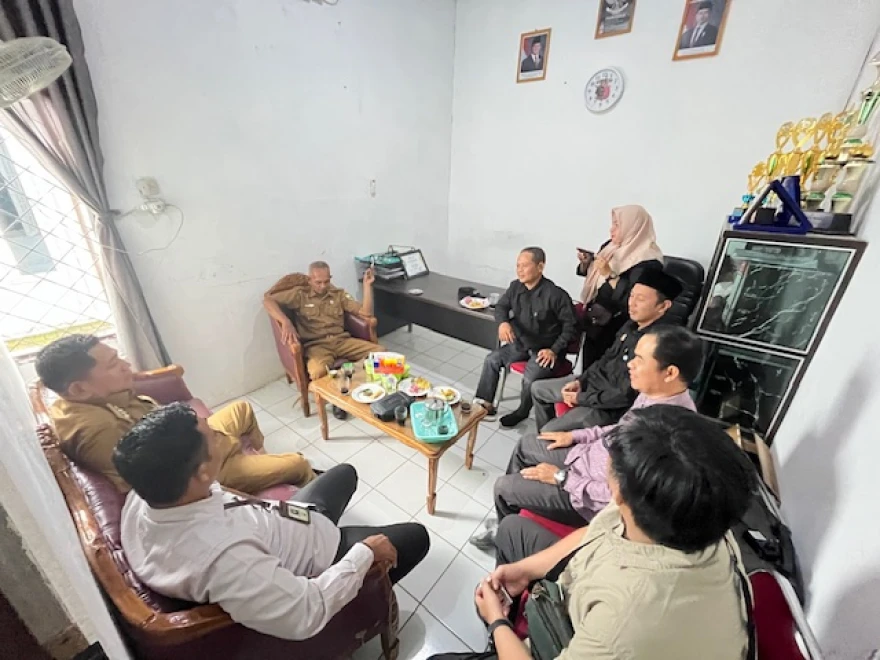 Monitoring dan Evaluasi APBDes Tahun 2025 s/d 2026 Bersama Pemerintah Kecamatan Sekernan di Desa Tunas Mudo